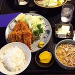 亀鶴庵 - 日本一ヒレカツ定食