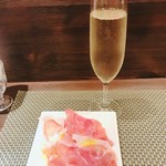 創作イタリアン Gemelli - アミューズで生ハム。ありがとうございます。