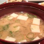 くろぎ - 鯛茶漬け 1000円 の味噌汁