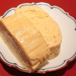 くろぎ - 鯛茶漬け 1000円 の玉子焼き