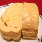 くろぎ - 鯛茶漬け 1000円 の玉子焼き