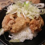 Umai Mono Ippai Irohanihoheto - 塩ザンギ丼アップ