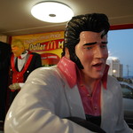 ソルマーレ南紀荘 - エルビス様とトランプ様