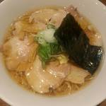 寿製麺 よしかわ - 4月の限定・チャーシュー麺。