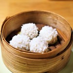 溢彩流香 - 豚肉とクワイのもち米焼売