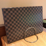 卯月 - ヴィトン ダミエ柄風のメニュー表