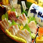 Assortment of 6 types of sashimi
