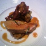 ユニッソン デ クール - ｢ドンブ･ホロホロ鶏　ルイジアナ風　鳴門金時とバナナのグラッセ｣ 