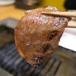 焼肉JIN - プレミアムカルビ。チョット焼き過ぎがちょうどいい。