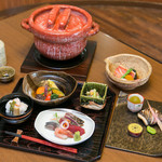 めし屋　仙瑞 - 料理写真:おすすめはコース料理です。一組ずつ土鍋で炊き上げるご飯が自慢です。