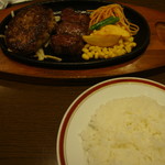 ステーキ。山 - 料理