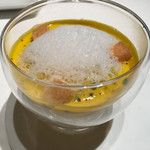 ジョンティ アッシュ - 広島県三次産 九重栗南瓜の滑らかなポタージュ ポワトリーヌヒュメと香ばしいクルトンを添えて