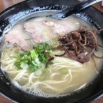 Saga Kencha Mpon - とんこつラーメン＝４７７円 税別