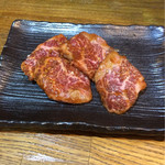 青とんぼ - 牛はらみ