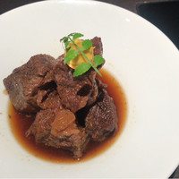 博多もつ鍋 やま中 赤坂店 - 牛ほほ肉の甘煮