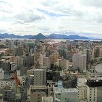 左は呉から、真ん中の倉橋島、右は宮島まで見えました。