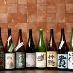 酒場それがし - 日本酒は純米酒のみをセレクト！ 150ml \500～ 1/2 \300～ 