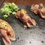 エビスカフェ&バル  - 黒毛和牛目の前炙り寿司