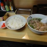 串かつ新世界 - 名物肉すい定食