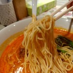 陳麻家 - 【2017.10.3(火)】坦々麺(並盛・130g)710円の麺