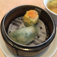 香港 - 