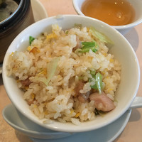 香港 - 