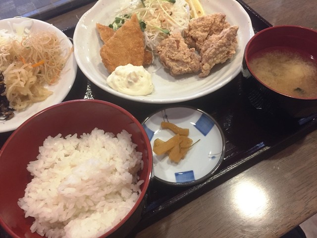 博多一番どり居食家あらい 麻生田店 須屋 居酒屋 ネット予約可 食べログ