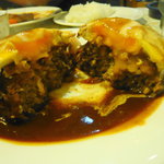 洋食屋ゆうき - 玉子がとろ～り断面