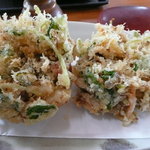 星月 - 新しくメニューに加わった烏賊のかき揚げ