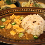 ヒメシャラ - 麻婆豆腐と雑穀米