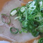 天下一品 - チャーシューも良い感じ