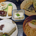 蔵元 豊祝 - 11:30-14:00のランチ。700円也（2011.04.10)