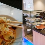 SATS Premier Lounge - スカスカな米麺。量が選べ自分で茹でる。