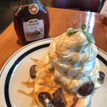 ESPRESSO D WORKS - 和栗のマロンパンケーキ‥ 1,580円