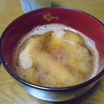 本庄鮮魚センター - 赤エビの頭は味噌汁