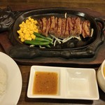 BEEF UP TOKYO charcoal grill & bar - 