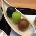 柚木元 - 葡萄3種 一番手前好き