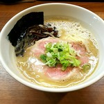 麺工房 海練 - 豚骨ラーメン¥650