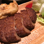 肉そば居酒屋まる文 - マルシンハンバーグ