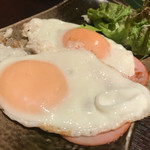 肉そば居酒屋まる文 - ハムエッグ