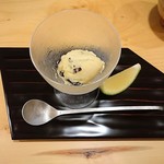 鰻前えとう - 味噌アイス、レモン添え