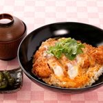 浪花のとんかつ屋　かつ庵 - ロースかつ丼　680円