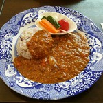 瑜伽庵 - キーマカレーを、由緒さる大皿で頂く