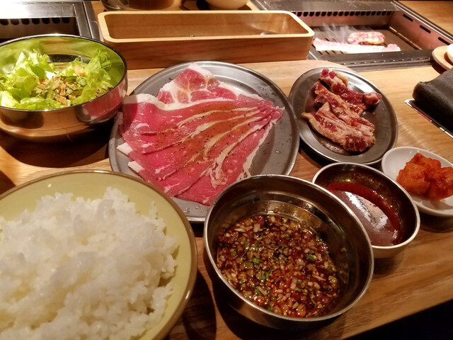 豪華なランチ By Tondemonai 熟成焼肉 肉源 六本木店 六本木 焼肉 食べログ