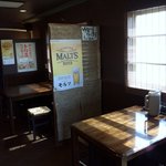 テーブル席は２台あります