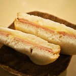 つるやパン - サンドウィッチ（魚肉ハム＆マヨネーズ）