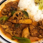 カレーライス専門店 ブラザー - チキン野菜カレー940円