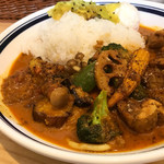 カレーライス専門店 ブラザー - チキン野菜カレー940円