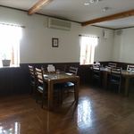 ホワイトペンション - ダイニングの風景　2017.9