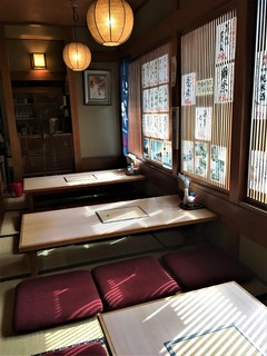 Jizake To Washiyoku Hashigoya - 座敷